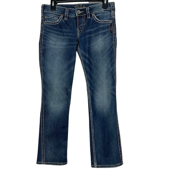 Silver Women’s Blue Jean FRANCES Capris Sz 27 (3/4) Distressed Pockets - Picture 1 of 14